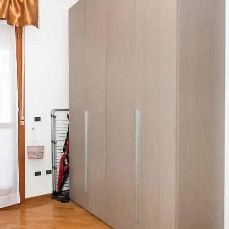 S290 - Sirolo, Ampio E Luminoso Quadrilocale Con Balcone * سيرولو